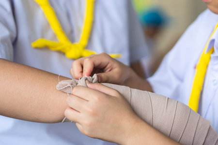 Scouting en Het Oranje Kruis